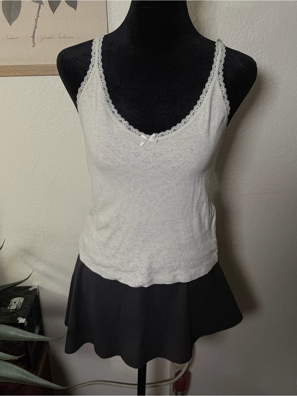 White lacy tank top with bow